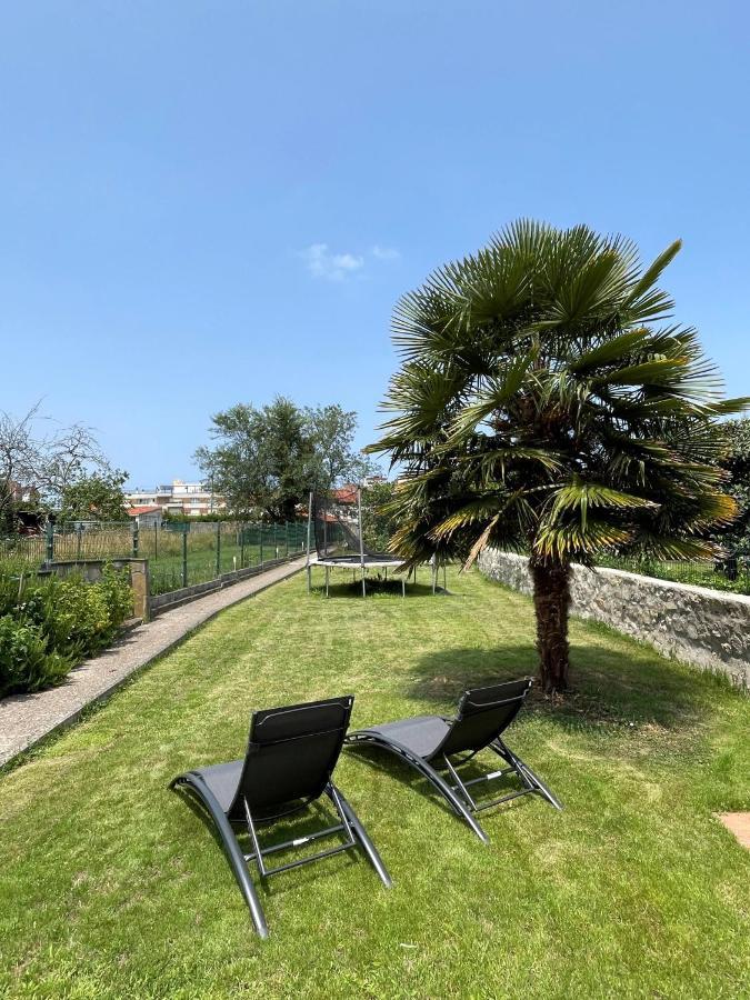 Appartamento La Santina Y Su Jardin Avilés Esterno foto