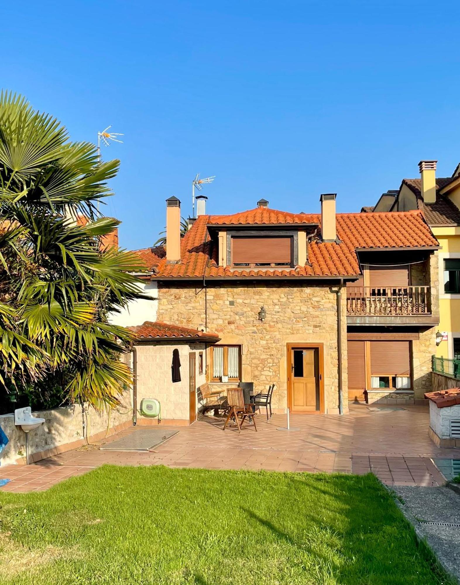 Appartamento La Santina Y Su Jardin Avilés Esterno foto